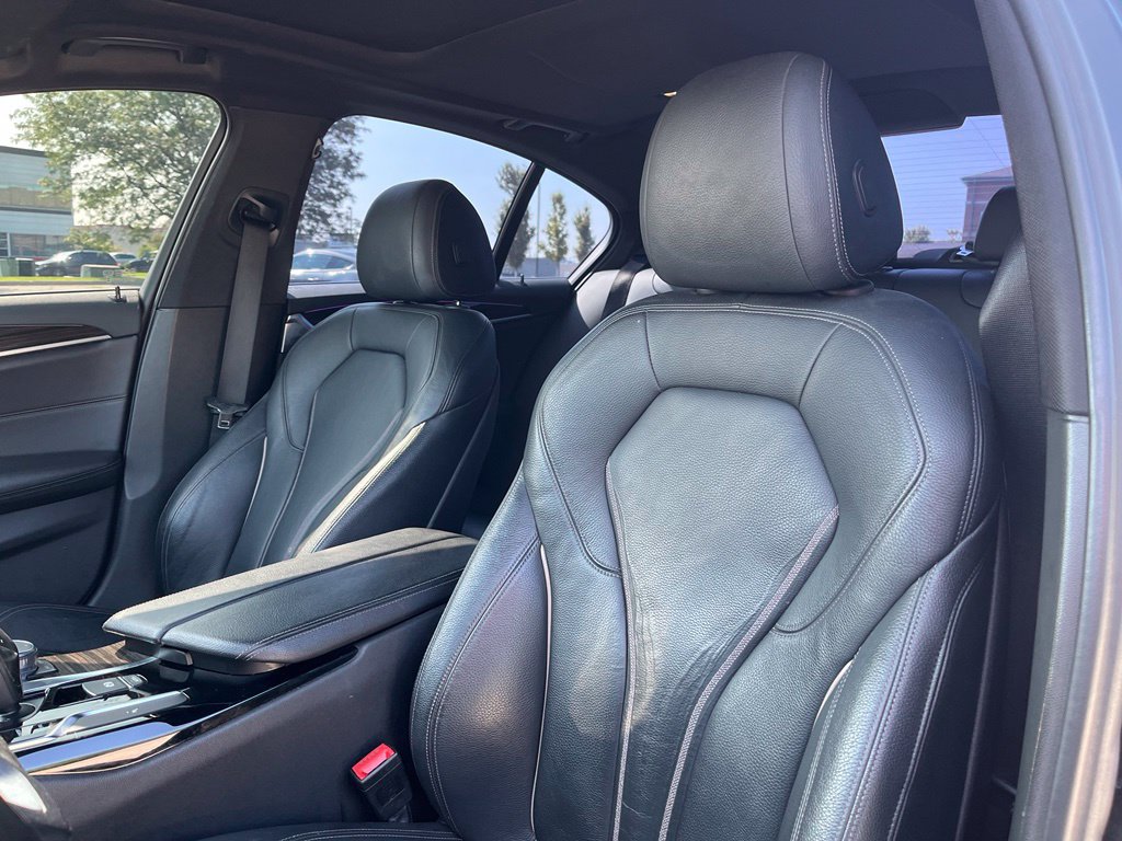 Used 2018 BMW 540i xDrive AWD/4WD image 18