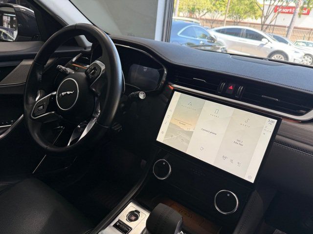 Used 2023 Jaguar F-PACE S AWD/4WD image 10