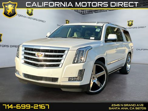 Used 2020 Cadillac Escalade ESV Premium Luxury image 1