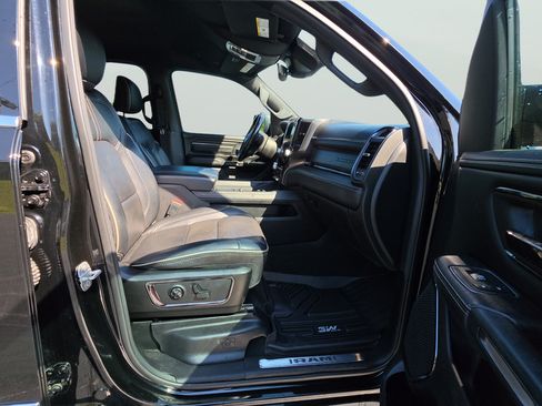Used 2022 RAM 1500 Limited AWD/4WD image 17