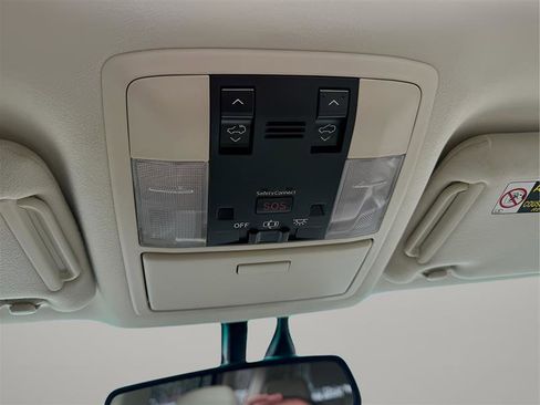 Used 2015 Lexus GX 460 image 19