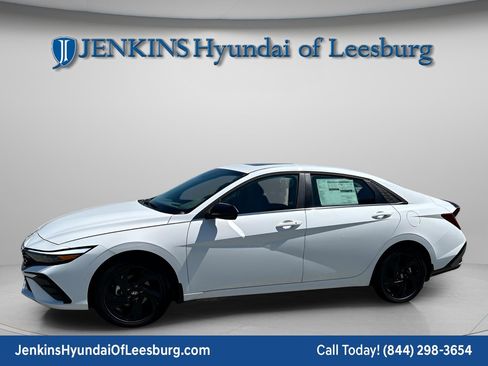 New 2026 Hyundai Elantra SEL Sport Premium FWD image 13