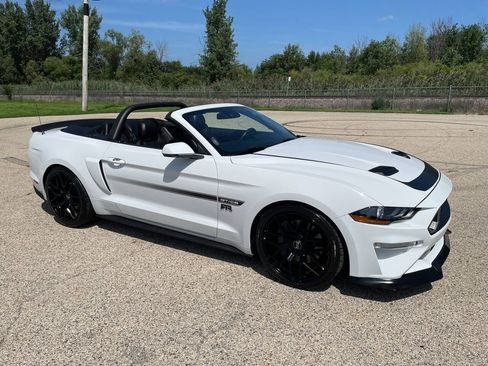 Used 2021 Ford Mustang GT Premium w/ Equipment Group 401A RWD image 1