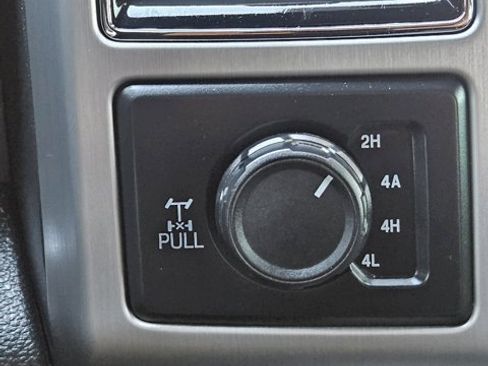 Certified 2020 Ford F150 Platinum w/ Equipment Group 701A Luxury image 22