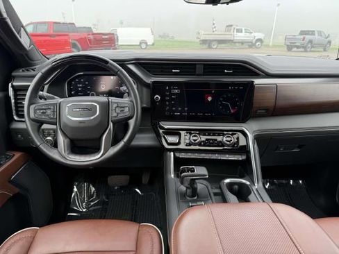 Used 2026 GMC Sierra 1500 Denali Ultimate image 15