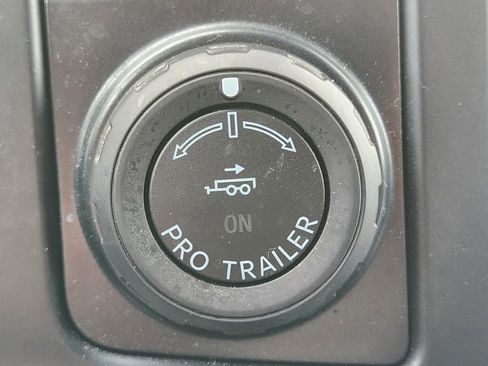 Used 2024 Ford F350 Lariat w/ Lariat Ultimate Package AWD/4WD image 33