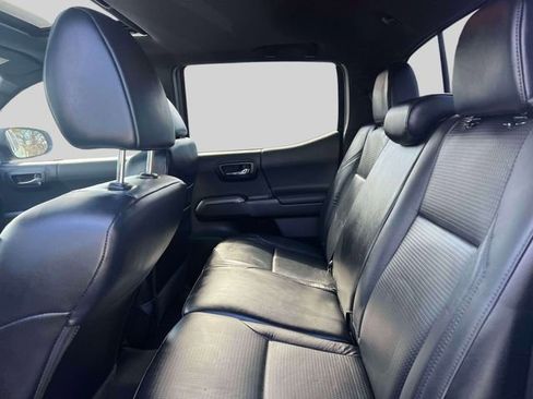 Certified 2023 Toyota Tacoma TRD Off-Road w/ TRD Premium Off Road Package image 14