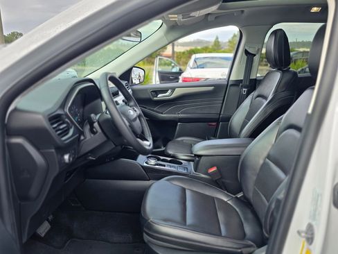 Used 2022 Ford Escape SEL image 13