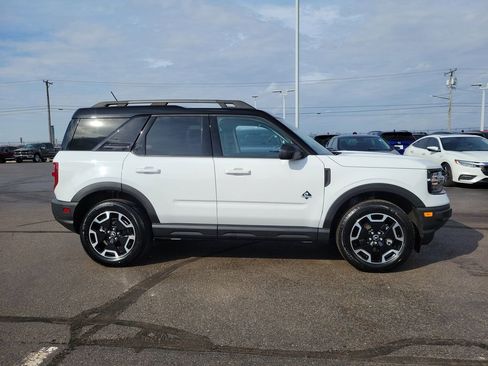 Certified 2024 Ford Bronco Sport Outer Banks w/ Tech Package image 3
