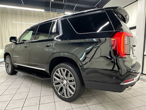 Used 2025 GMC Yukon Denali AWD/4WD image 6