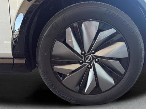 Used 2023 Nissan Ariya AWD image 25