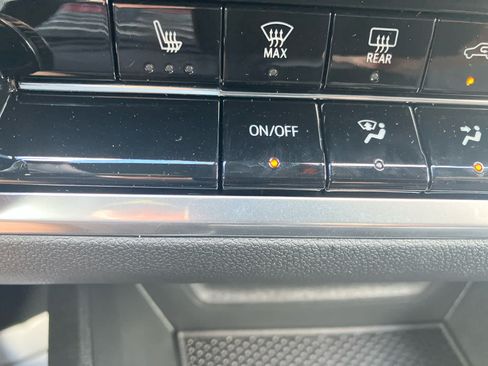 New 2026 Chevrolet Equinox LT w/ Safety and Technology Package AWD/4WD image 27