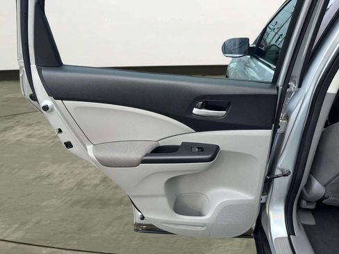 Used 2014 Honda CR-V LX image 12