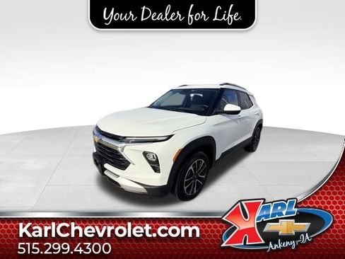 Certified 2024 Chevrolet TrailBlazer LT w/ LT Cold Weather Package image 1