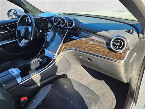 Used 2024 Mercedes-Benz GLC 300 image 20