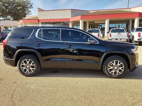 Used 2023 GMC Acadia SLE w/ Driver Convenience Package image 5