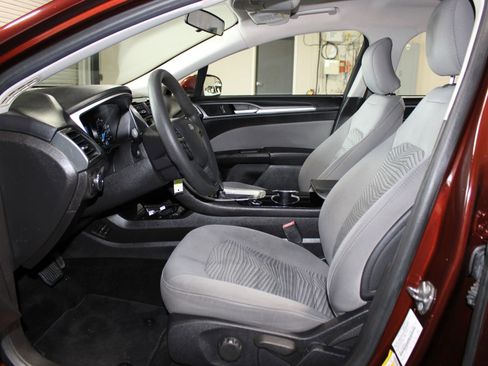 Used 2016 Ford Fusion S w/ Equipment Group 101A FWD image 8