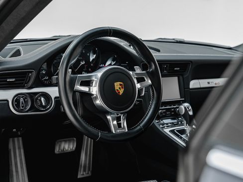 Used 2014 Porsche 911 Carrera S RWD image 34