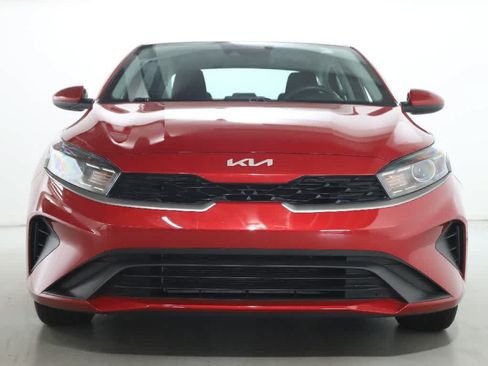 Used 2024 Kia Forte LXS FWD image 5