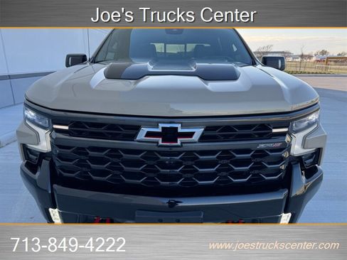 Used 2023 Chevrolet Silverado 1500 ZR2 image 43