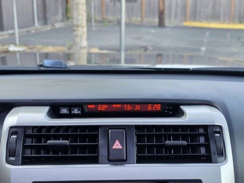 Used 2010 Toyota 4Runner SR5 w/ Convenience Pkg AWD/4WD image 22