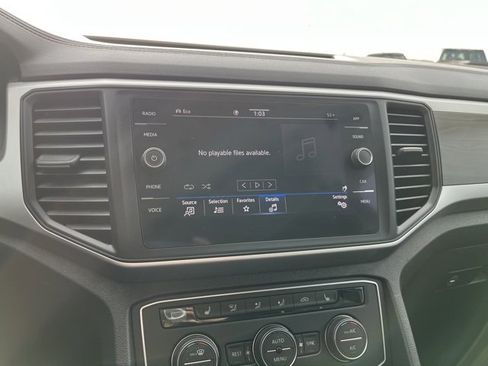 Used 2021 Volkswagen Atlas SE image 39