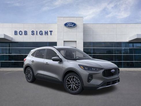 New 2025 Ford Escape SE w/ PHEV Premium Package image 10