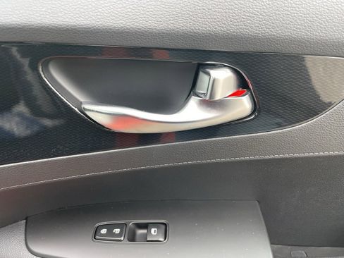 Certified 2023 Kia Forte GT-Line image 13