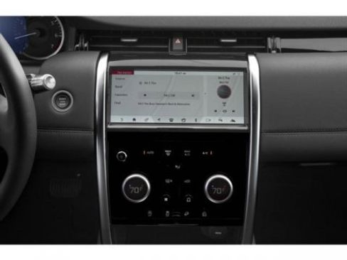 Used 2020 Land Rover Discovery Sport image 10