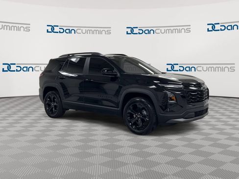 Used 2026 Chevrolet Equinox LT w/ Midnight Edition AWD/4WD image 2
