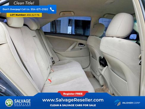 Used 2011 Toyota Camry image 13
