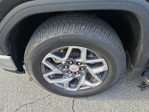 Used 2024 GMC Sierra 1500 SLT w/ SLT Premium Plus Package image 17