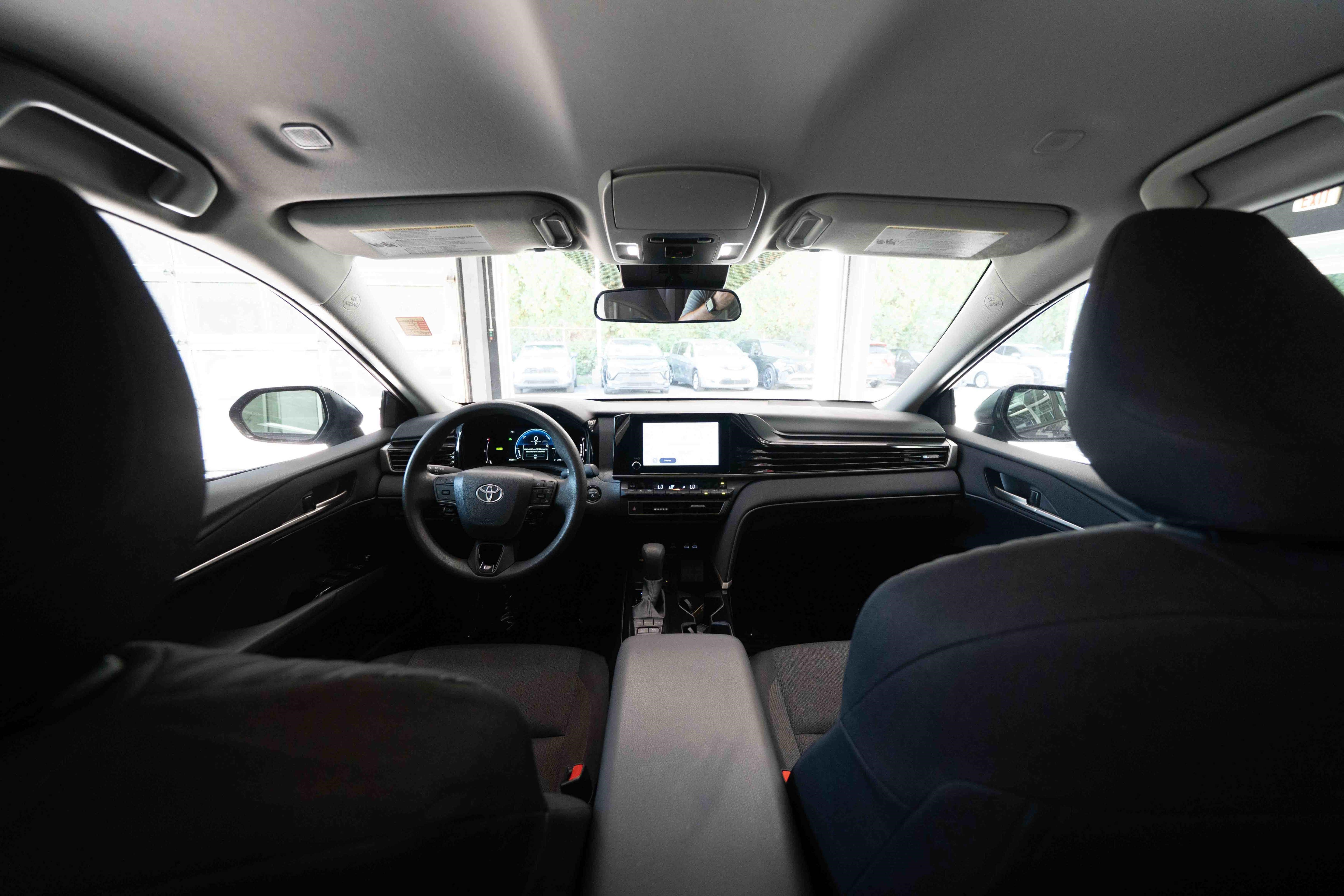 Used 2025 Toyota Camry LE FWD image 19