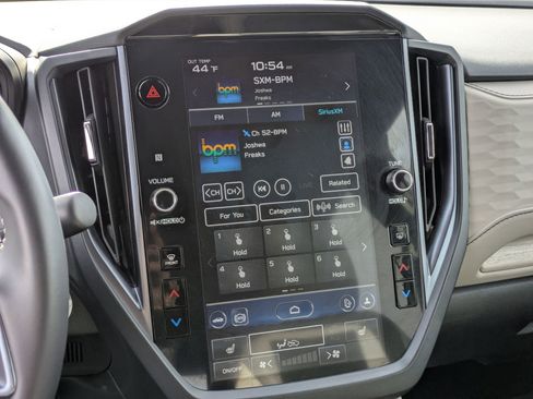 Used 2025 Subaru Forester Limited w/ Popular Package image 26