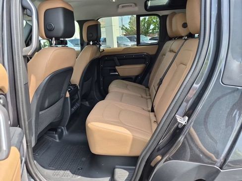 Used 2026 Land Rover Defender 110 S AWD/4WD image 10