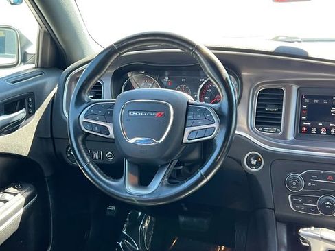 Used 2022 Dodge Charger SXT w/ Leather Interior Group image 15