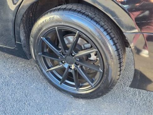 Used 2019 Toyota Camry LE image 49