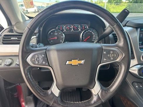 Used 2018 Chevrolet Tahoe LT w/ Luxury Package AWD/4WD image 17