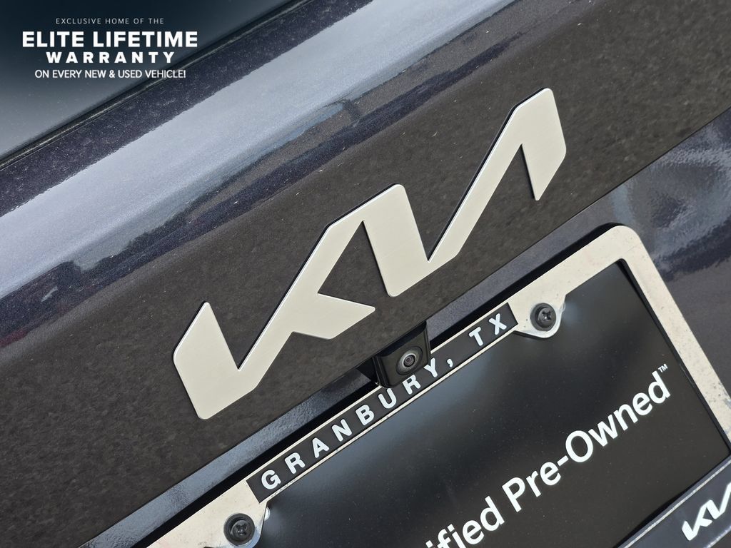 Used 2025 Kia Sorento EX FWD image 9