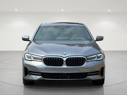 Used 2021 BMW 530e xDrive w/ Premium Package AWD/4WD image 9