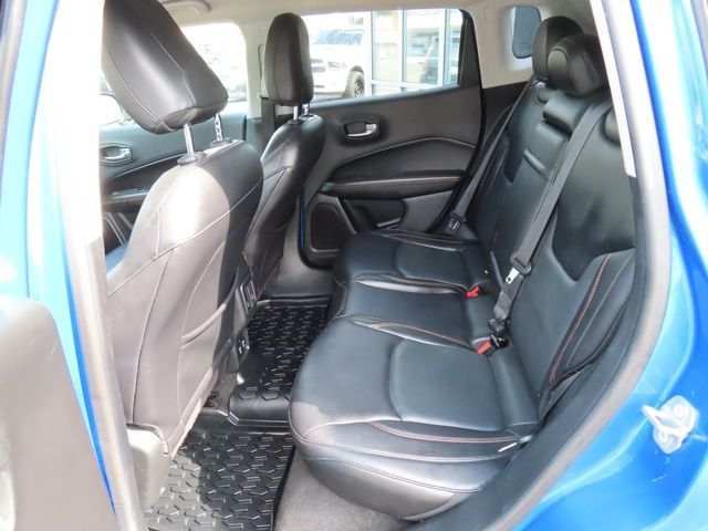 Used 2017 Jeep Compass Limited AWD/4WD image 10