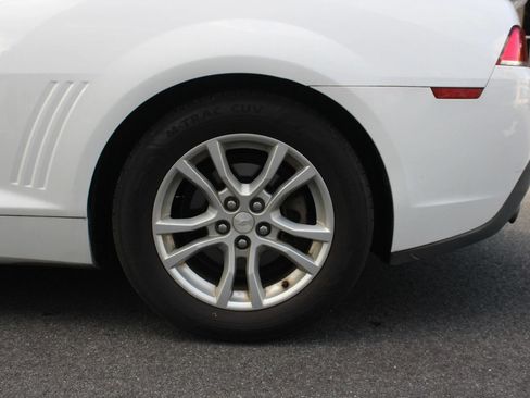 Used 2015 Chevrolet Camaro LT RWD image 10
