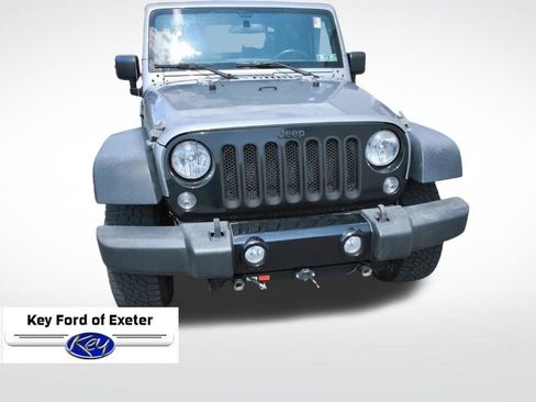 Used 2015 Jeep Wrangler Sport AWD/4WD image 3
