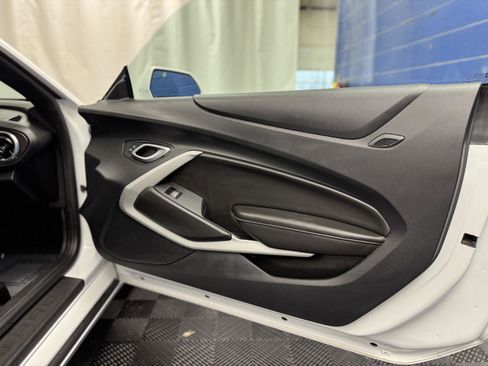 Used 2023 Chevrolet Camaro LT image 23