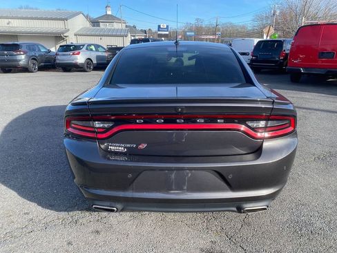 Used 2020 Dodge Charger SXT image 6