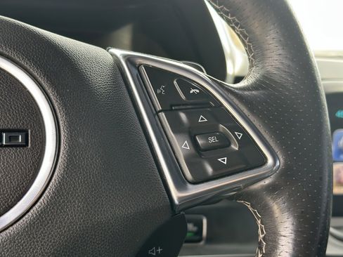 Used 2016 Chevrolet Camaro SS image 29