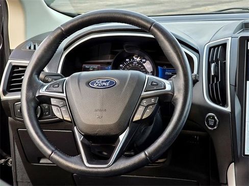 Used 2021 Ford Edge SEL w/ Convenience Package image 25