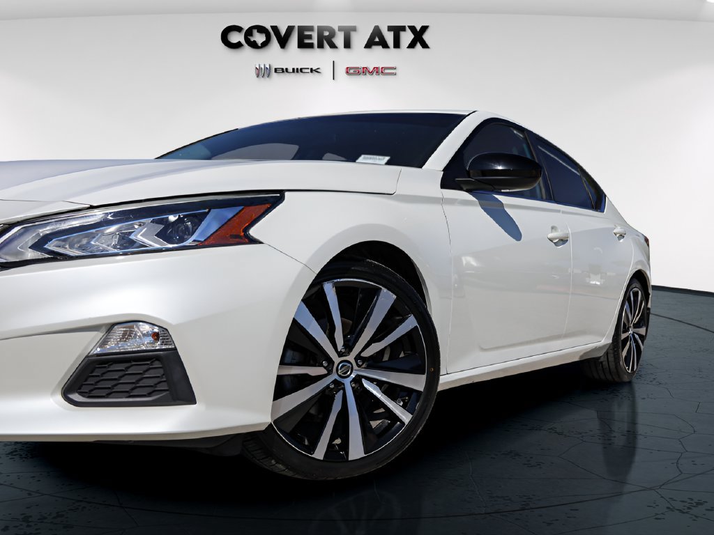 Used 2020 Nissan Altima 2.5 SR FWD image 3