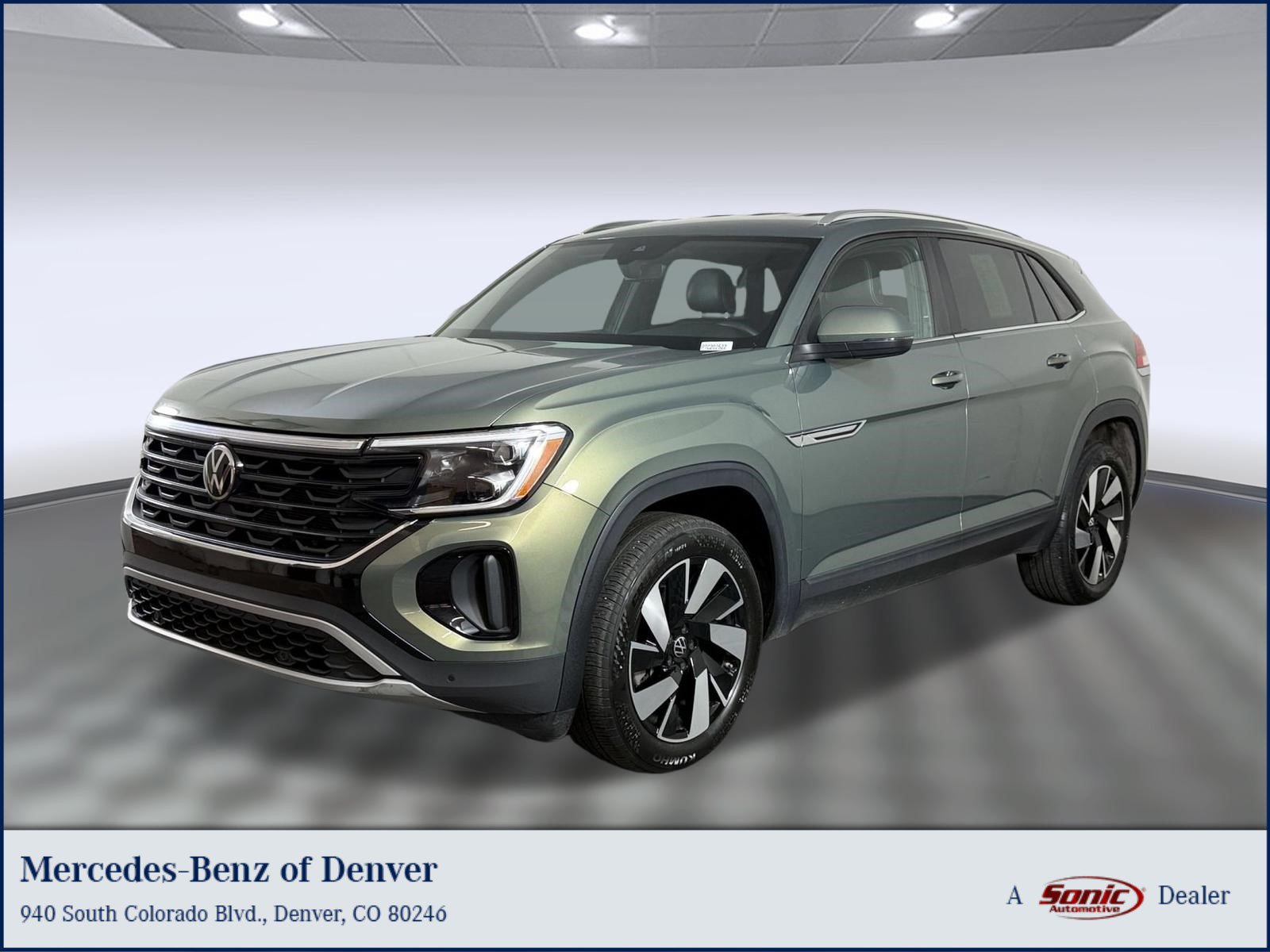 Used 2026 Volkswagen Atlas Cross Sport SE AWD/4WD image 1