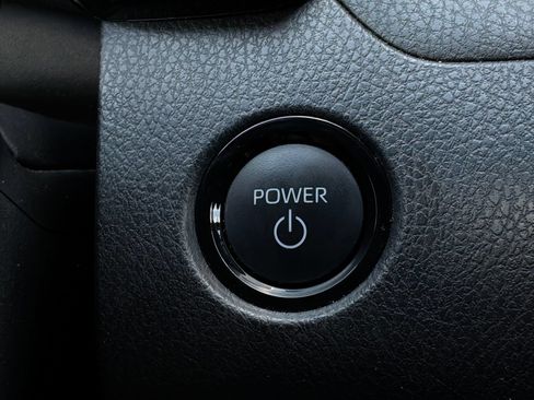Used 2026 Toyota Camry SE FWD image 28